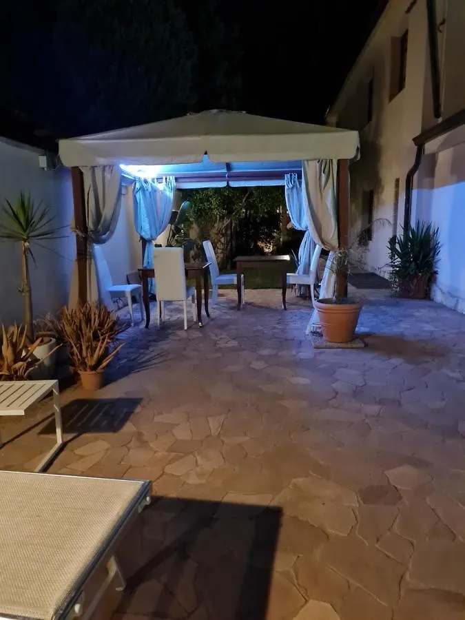 Nocleg ze śniadaniem Bed and Breakfast Gentarrubia Capoterra